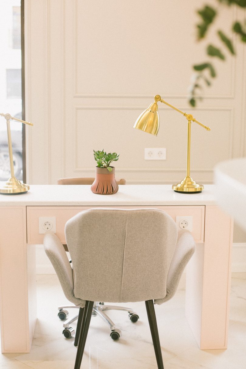Pourquoi choisir une chaise scandinave blanche ?