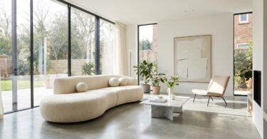 découvrez les soldes maisons du monde 2026 avec 5 canapés incontournables à -70 % ! profitez de ces offres exclusives ce dimanche 28 juin, une occasion à ne pas manquer pour meubler votre salon à petit prix.