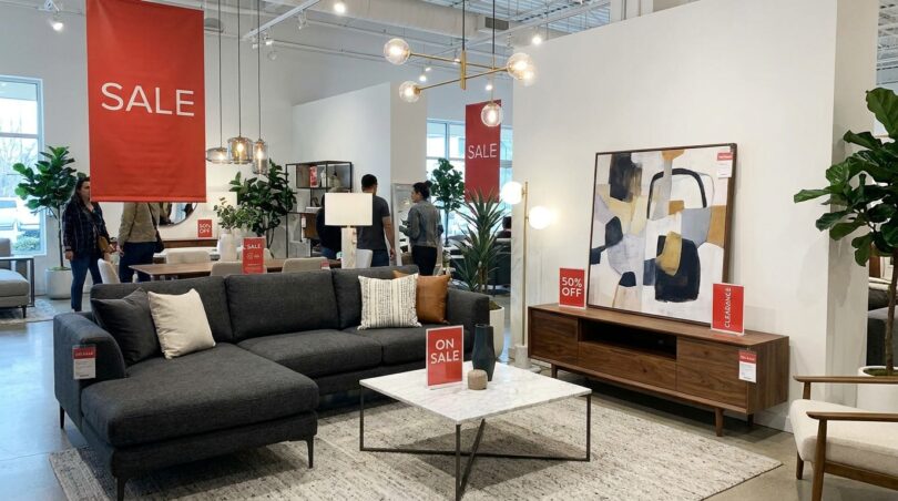 profitez du grand déstockage chez maisons du monde ce vendredi 3 avec des réductions jusqu'à -50 % sur des milliers d'articles pour décorer votre maison à petit prix.