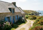 découvrez comment les longères et pentys bretons apportent fraîcheur et confort naturellement, offrant un refuge idéal pour affronter les canicules en toute sérénité.
