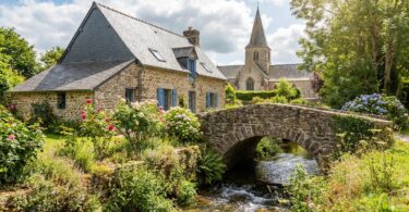 découvrez la transformation spectaculaire d'une maison de pêcheur en normandie après 15 ans d'attente, un projet unique qui allie charme traditionnel et modernité.
