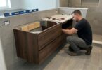 découvrez ce meuble de salle de bain ultra-tendance qui transforme votre espace, mais attention, il peut affecter l'intégrité de la cloison. informez-vous avant d'installer !