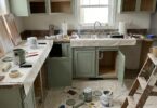 découvrez combien coûte la rénovation diy de votre cuisine avec notre guide complet : budget détaillé et astuces pratiques pour repeindre vous-même et donner un nouveau souffle à votre espace.