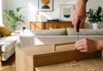 découvrez comment une poignée action à seulement 2€ peut métamorphoser votre intérieur et lui apporter un style haut de gamme, grâce aux astuces des architectes d’intérieur.